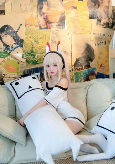 视频二区肥岳精品综合_720神马在线观看