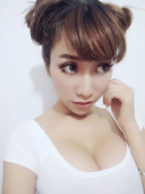 胸口躺着不痒坐起来就痒_超清在线观看高清