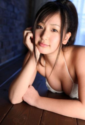 日本韩国办公室色扒开腿_720影视在线观看