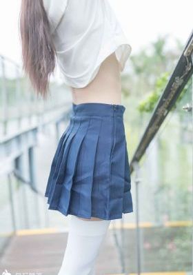 兄妹文男女主亲兄妹父母都很宠女主_青苹果乐园免费高清观看