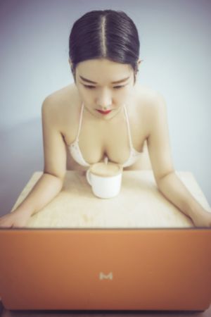 国产密桃视频免费在线观看_BD高清视频观看