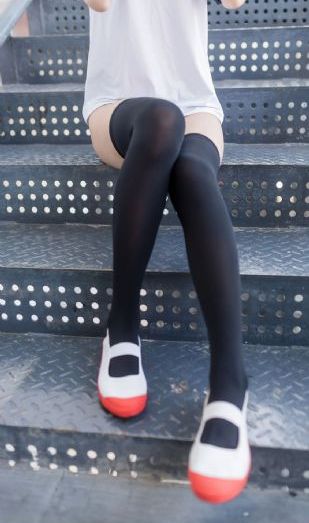 小峓子2理伦片_免费手机在线看片