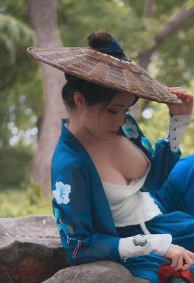 日本三级吃奶头添泬_BD韩语电影全集观看