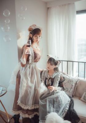 美女老师露隐私_1080在线手机播放